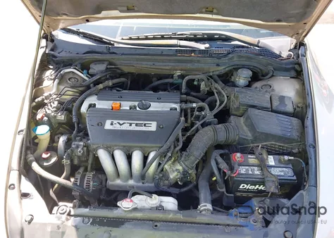 2004 Honda Accord 2.4 Ex from USA, damaged, VIN 1HGCM56664A160153